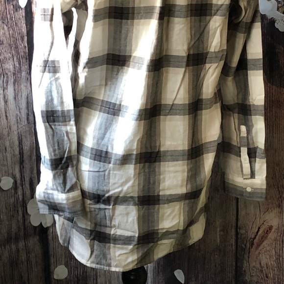 *SOLD!* (Gap) Plaid High Low Button Down Blouse - Picture 3 of 7